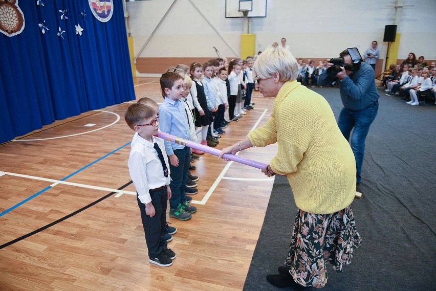 04.10.2019 torun pasowanie na ucznia w sp 24 edukacja szkola...