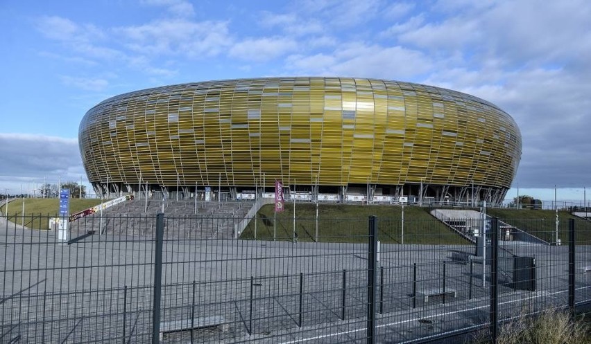 Stadion Energa to komercyjna nazwa obiektu, ale dla Romana...