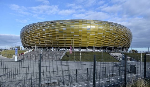 Stadion Energa to komercyjna nazwa obiektu, ale dla Romana Korynta też może znaleźć się miejsce