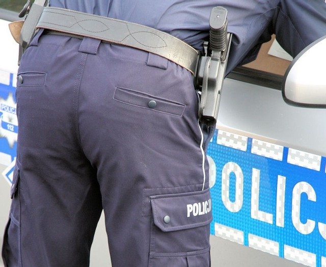 Sprawcę napadu na prostytutkę poszukuje policja w Żarach. 