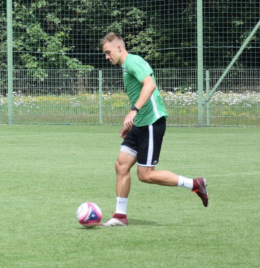 1 liga. Nowi piłkarze na treningu Radomiaka Radom. Jest bramkarz Wisły Płock i obrońca GKS Tychy (ZDJĘCIA)