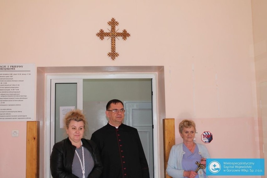 Krzyże zawisły już w szpitalu zakaźnym w Gorzowie.