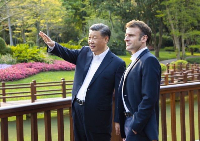 Wizyta Emmanuela Macrona w Chinach była szeroko komentowana w światowych mediach
