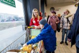 Akcja Caritas „Tak. Pomagam” - zbiórka żywności na świąteczne paczki dla potrzebujących