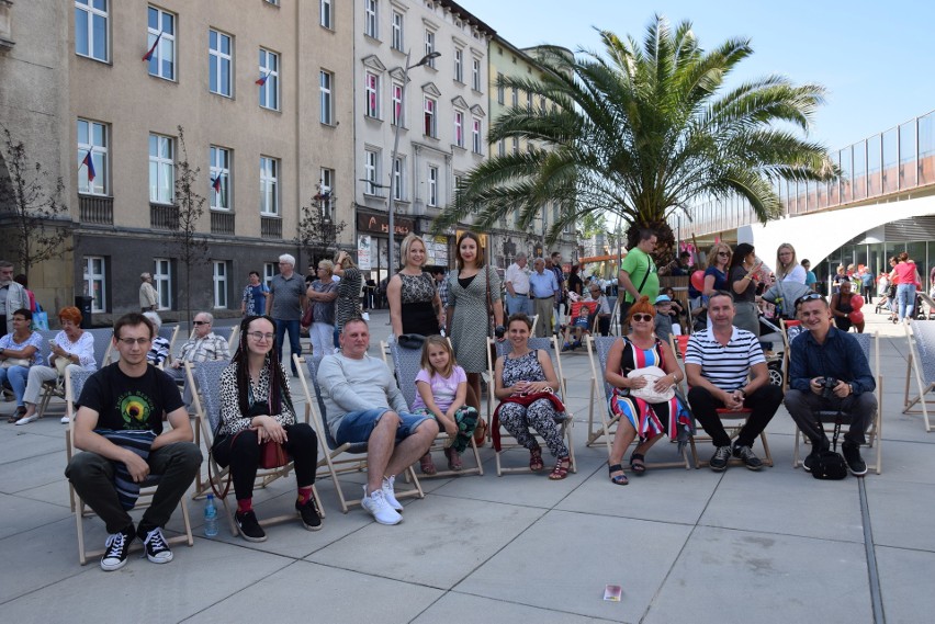 Otwarcie rynku w Chorzowie: dzień pierwszy