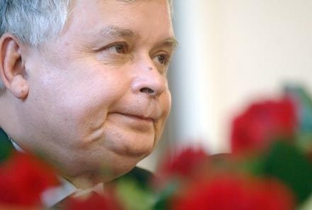 Wybory prezydenckie wygrał Lech Kaczyński - 55,44 proc. Na Donalda Tuska głosowało 44,56 proc. Frekwencja wyniosła 50,49 proc.