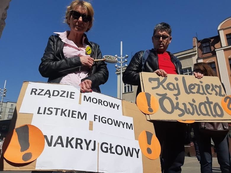 Oświatowa Solidarność żąda realizacji postulatów. Piszą do...