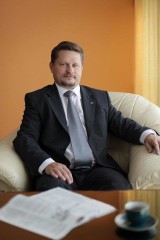 Bartosz Jóźwiak o expose: Zabrakło konkretów i zmian w konstytucji