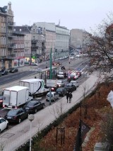 Poznań: Głogowska nie jest wcale bezpieczną ulicą - często dochodzi tam do kolizji
