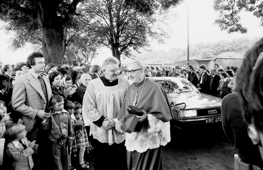 Powitanie dostojników kościelnych 26 czerwca 1982 w Słupsku