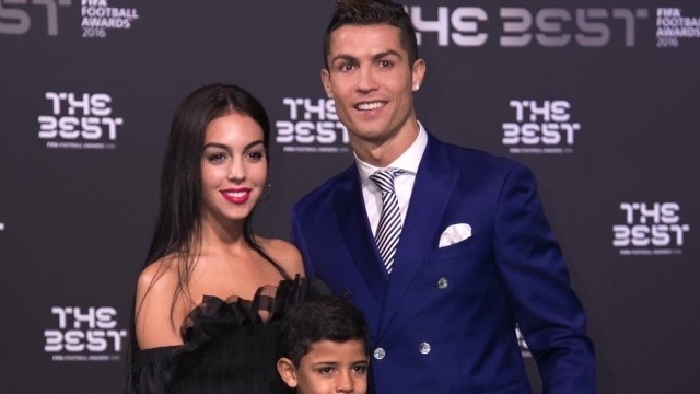 Cristiano Ronaldo się żeni! Piłkarz Realu Madryt stanie na ślubnym kobiercu już w 2018 roku