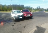 Wypadek dwóch samochodów na obrzeżach Wrocławia. Kobieta nie ustąpiła pierwszeństwa