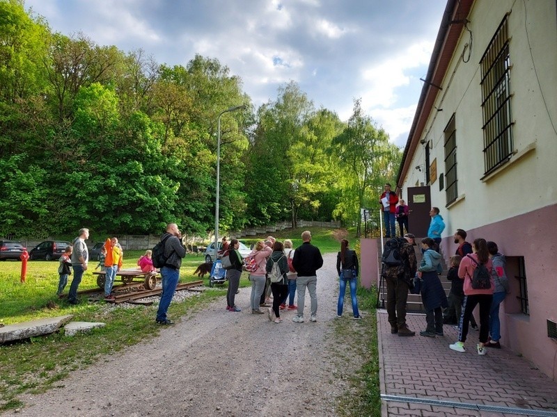 Moc atrakcji pod osłoną nocy! Pierwsze nocne zwiedzanie w Miedziance, w gminie Chęciny. Zobaczcie zdjęcia