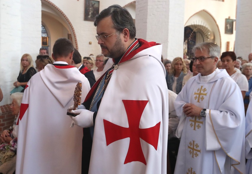 Templariusze wprowadzili relikwie św. Szarbela [ZDJĘCIA]