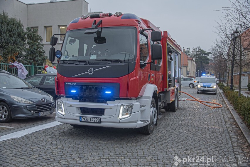 Do pożaru doszło w piątek, 26 listopada na parkingu przy ul....