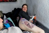 Białystok Tattoo IV. Tatuażyści z całej Polski zjechali do Kręgu. Zobacz, jakie tatuaże zrobili sobie białostoczanie [ZDJĘCIA]