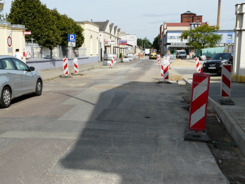 Remont ulicy Piłsudskiego w Pabianicach ZDJĘCIA