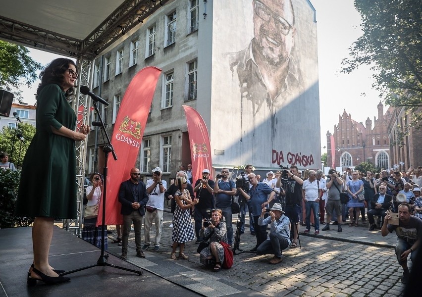 Miasto ujawniło koszty przygotowania ściany pod mural z wizerunkiem Pawła Adamowicza. Radni PiS: mamy w tej sprawie coraz więcej wątpliwości