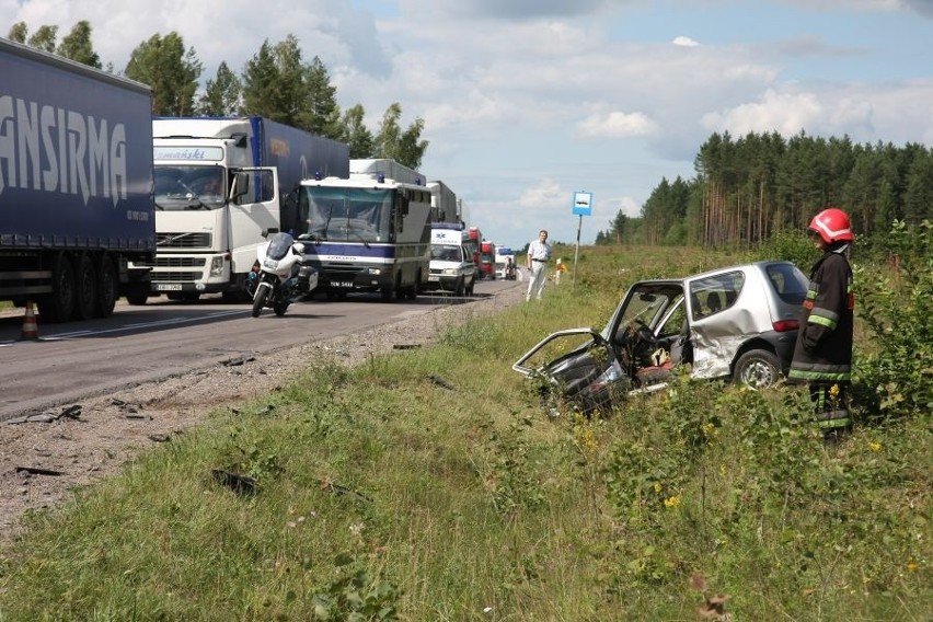 Wypadek w Jurowcach na "ósemce"