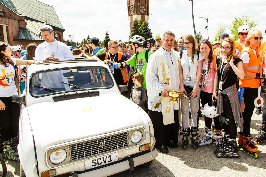 III Pielgrzymka na Rolkach i Hulajnogach z Katowic do Tychów