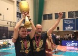 Marek Mierzwiński oddał swój złoty medal na cel charytatywny
