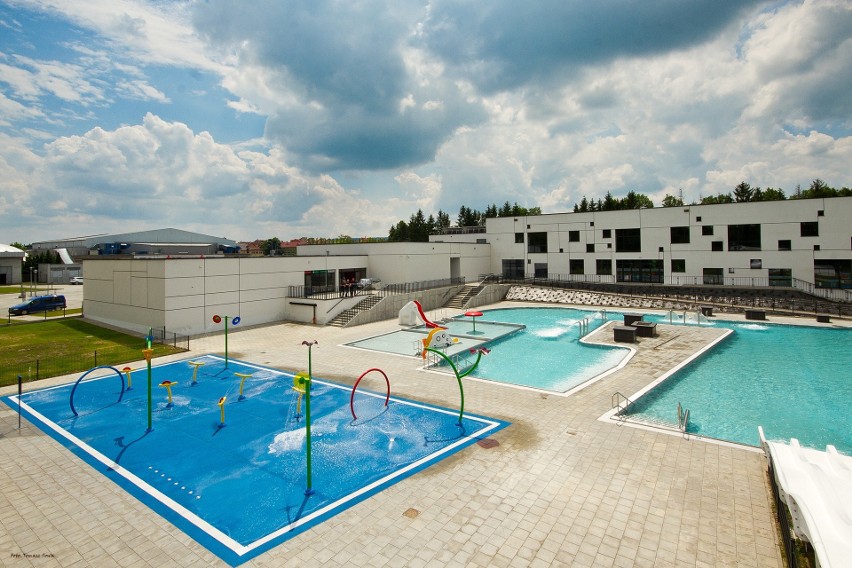 Nowy kompleks basenowy Centrum Rehabilitacji i Sportu w Sanoku jest już gotowy. Wkrótce otwarcie [ZDJĘCIA]