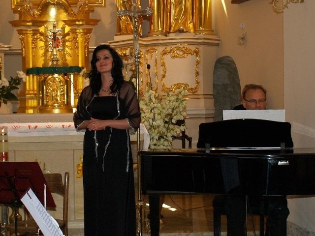 Marzena Trzebińska, znana z zespołu Chmielnikers zaprezentowała się w nowej roli - sopranistki.