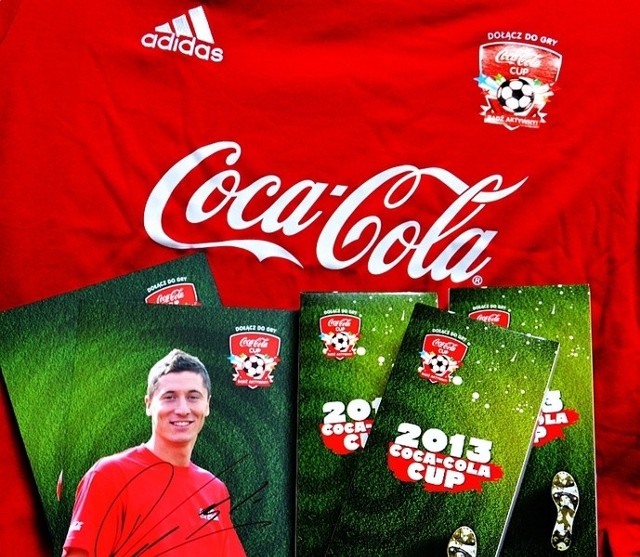 Wygraj zestawy startowe od Coca-Coli, koszulkę oraz zdjęcie Roberta Lewandowskiego z autografem!