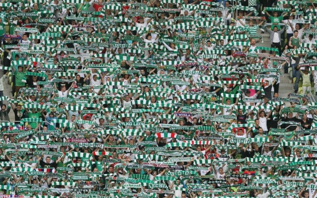 30.08.2013. gdansk..nz.  lechia gdansk vs gornik zabrze mecz t mobile ekstraklasy w pilce noznej  na stadionie pge arena..fot. tomasz bolt / polskapresse ..dziennik baltycki