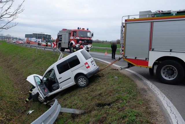 Do groźnie wyglądającego zdarzenia drogowego doszło w środę w Hurku pod Przemyślem.