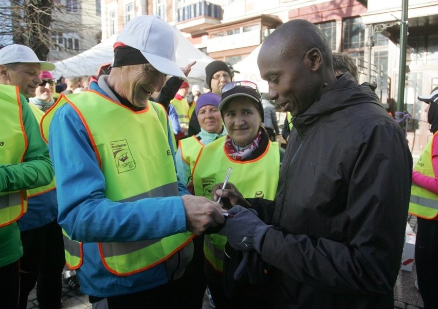 HMŚ Sopot 2014. Wilson Kipketer biegał w Sopocie, a z nim dzieci i młodzież [ZDJĘCIA]