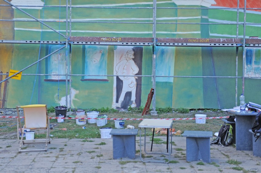 Olbrzymi mural na Śródce już prawie gotowy!