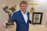 Za zamkniętymi drzwiami laboratorium w Podzamczu. Laureat tytułu Osobowość Roku 2020 w Świętokrzyskiem, Marcin Zawierucha bez tajemnic