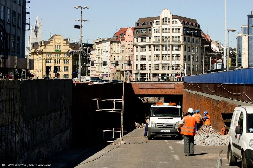 Wrocław: Remontują tunel pod pl. Dominikańskim (ZDJĘCIA)