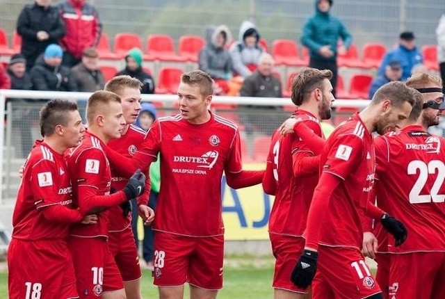 W Gdańsku piłkarze miejscowej Lechii (ekstraklasa) wygrali mecz kontrolny z pierwszoligowym Druteksem-Bytovią Bytów 2:1 (1:0).