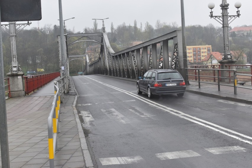 - Podniesienie mostu w Krośnie Odrzańskim jest jednym z...
