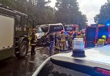 Wypadek w powiecie drawskim. Autobus przewożący dzieci zderzył się z ciężarówką. 18 osób poszkodowanych [ZDJĘCIA, NOWE FAKTY]