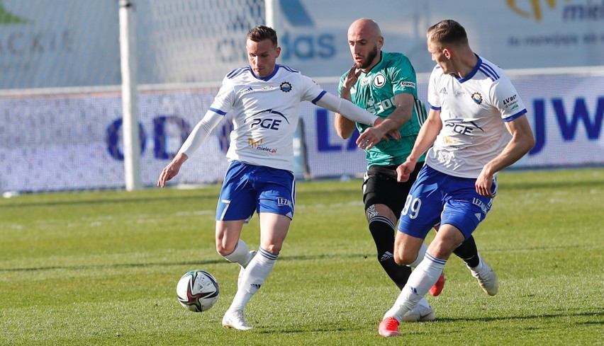 Stal Mielec remisuje ważny mecz z Legią Warszawa 0:0.