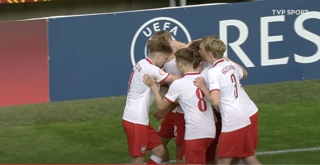Reprezentacja Polski U-17 w sobotę 11 listopada rozegra pierwszy mecz na mistrzostwach świata w Indonezji. Tuż przed turniejem drużyną wstrząsnęła afera.