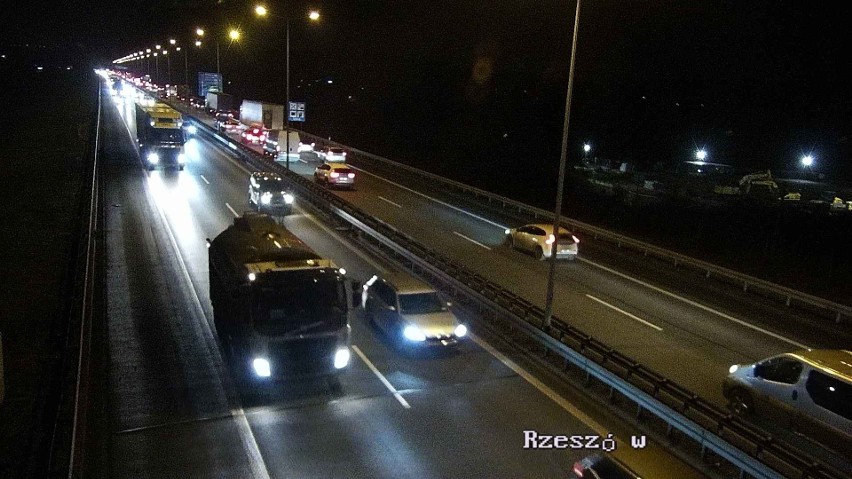 Wypadek na A4 spowodował dziś duże korki na obwodnicy...