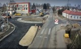 We Włoszczowie postępują prace przy budowie ronda na skrzyżowaniu Młynarskiej, Sienkiewicza i Głowackiego