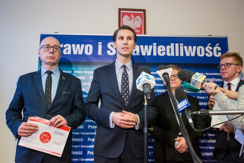 Gdańscy radni PiS pytają władze miasta o kulisy przyznania...