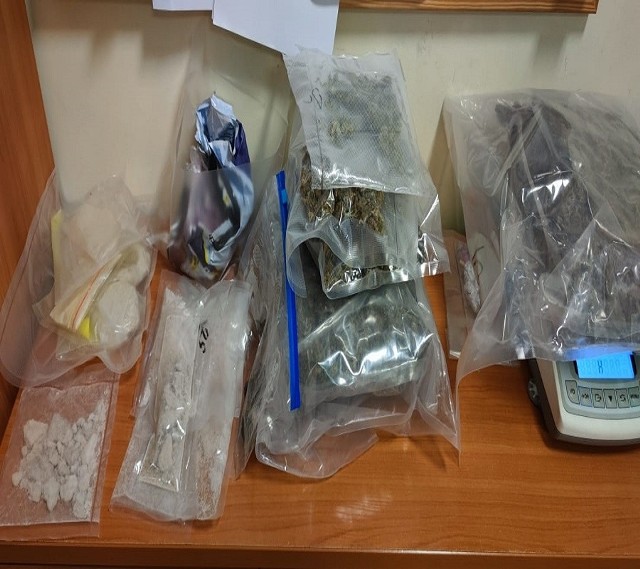 Około 4 kg narkotyków zabezpieczyła w Sopocie policja. Ich posiadaczom grozi do 12 lat pozbawienia wolności