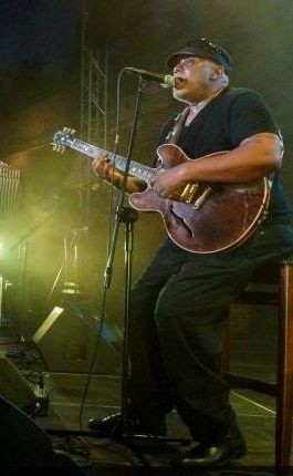 Carlos Johnson wielokrotnie koncertował w Polsce