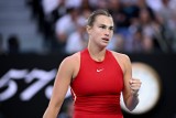 Tenis. Białorusinka Aryna Sabalenka wygrała Australian Open. Drugi tytuł singlowy z rzędu w Melbourne. I goni w rankingu naszą Igę Świątek