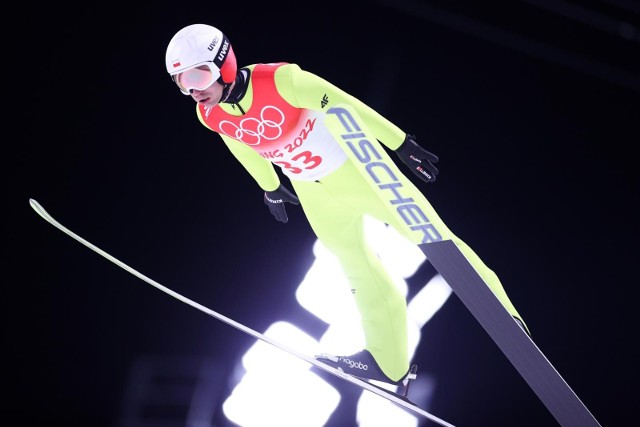 Kamil Stoch skacze dzisiaj w igrzyskach olimpijskich w Pekinie. Jakie będą wyniki?