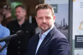 „Prezydent Warszawy jest prostakiem”. Rafał Trzaskowski wyznał: byłem dupiarzem