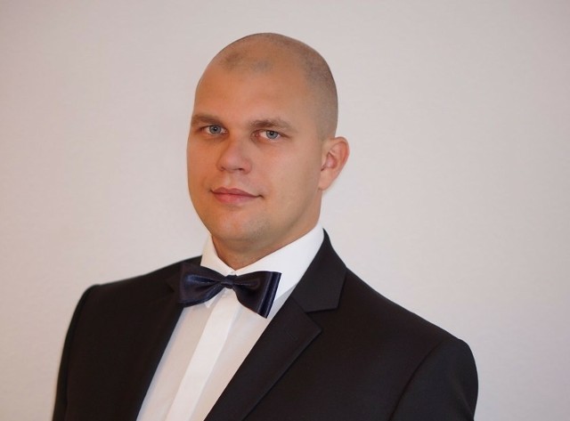 Edgar Piotr Tomaszewicz, kandydat na burmistrza Przysuchy, reprezentuje Komitet Wyborczy Wyborców Ruch Naprawy Polski.