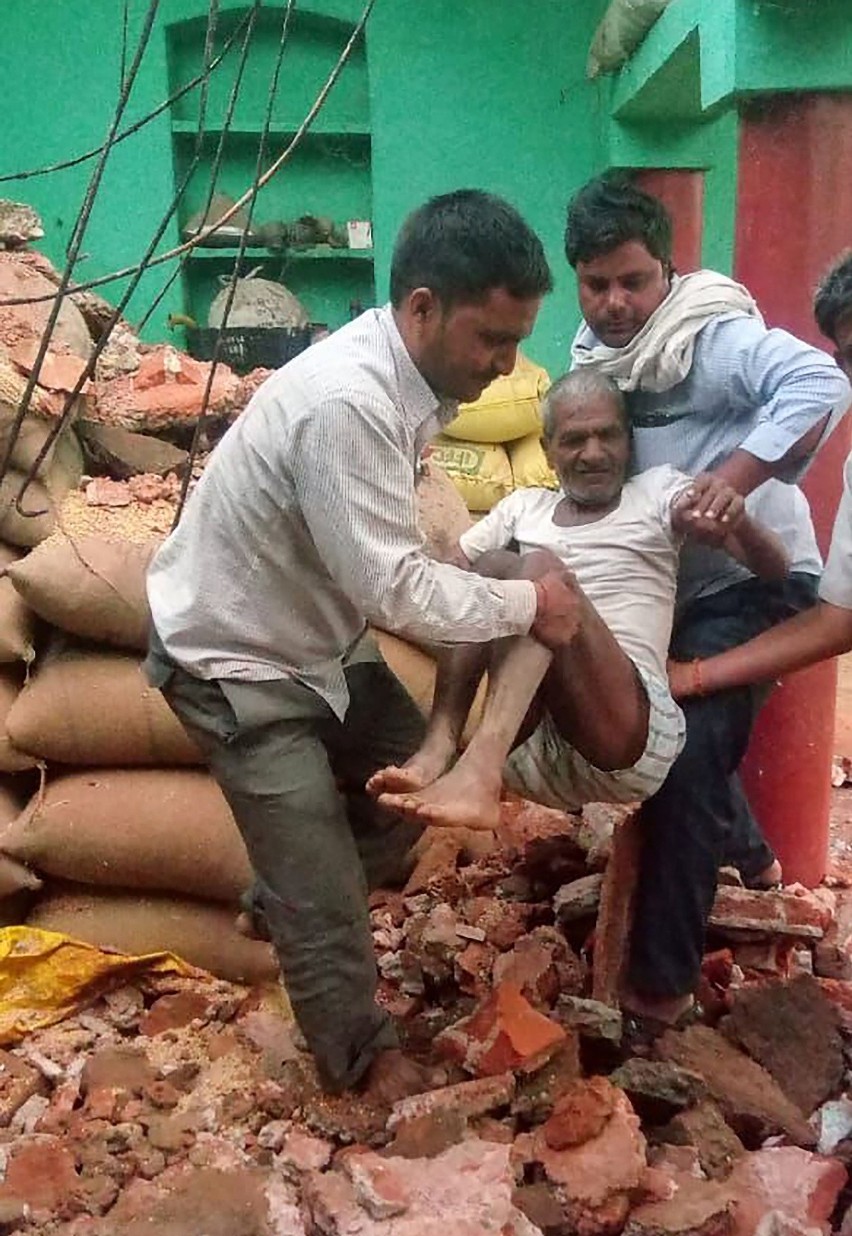 Burze piaskowe w Indiach. Zginęło co najmniej 120 osób