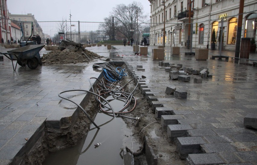 Deptak znowu rozkopany. A to nie koniec planowanych robót 